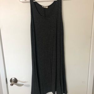 👗 Gray & Black Striped Dress